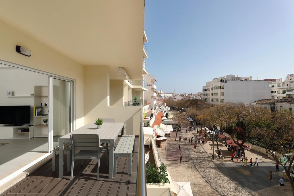 Original 3 Bedroom Downtown Albufeira Kültér fotó