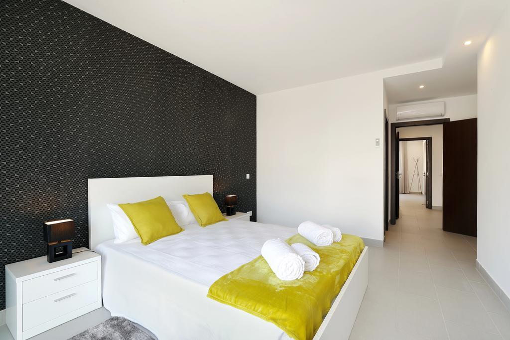 Original 3 Bedroom Downtown Albufeira Kültér fotó