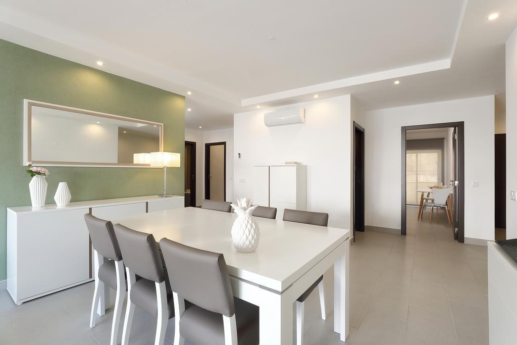 Original 3 Bedroom Downtown Albufeira Kültér fotó