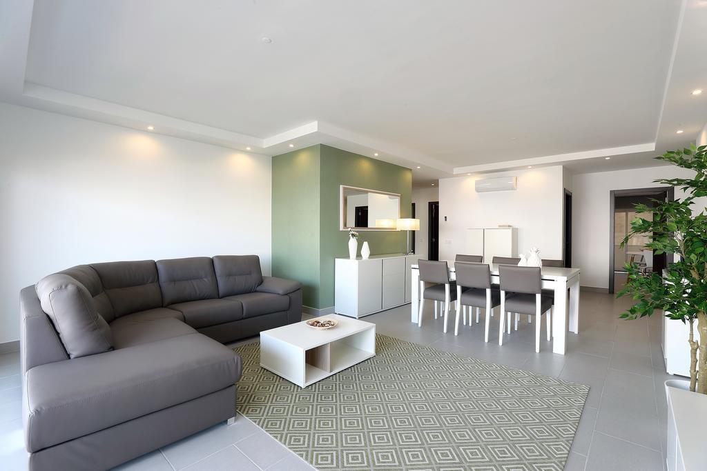 Original 3 Bedroom Downtown Albufeira Kültér fotó